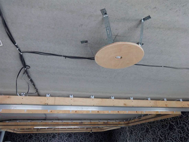 Самодельная платформа для натяжного потолка